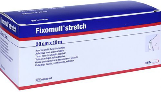 FASCIA AUTOADESIVA IPOALLERGENICA FISSAGGIO SU AMPIA SUPERFICIE FIXOMULL. SUPPORTO IN GARZA DI VISCOSA COLORE BIANCO MASSA IN POLICARBONATO SENZA RESINE E GOMME NATURALI. 20X1000CM - Farmacia De Pasquale