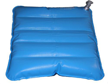 CUSCINO ANTIDECUBITO AD ARIA/ACQUA DIMENSIONI 41X41CM, APPLICABILE SU SEDIE DA COMODO O SU CARROZZELLE CAMERA D'ARIA IN PVC ATOSSICO ELETTROSALDATO, PATTA ANTISCIVOLO IN PVC - Farmacia De Pasquale