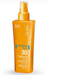 DEFENCE SUN BIONIKE LATTE SPRAY SPF 30 PROTEZIONE ALTA 200 ML - Farmacia De Pasquale