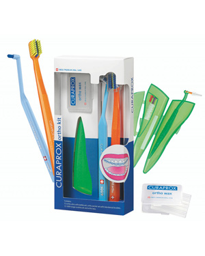CURAPROX ORTHO KIT 1 SET COMPOSTO DA CS 5460 ORTHO+CS 1009 SINGLE+CPS ORTHO POCKET SET+ORTHO WAX - Farmacia De Pasquale