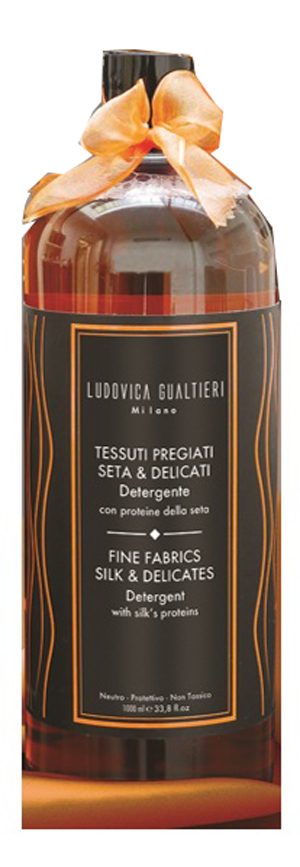 TESSUTI PREGIATI SETA & DELICATI DETERGENTE 1 LITRO - Farmacia De Pasquale