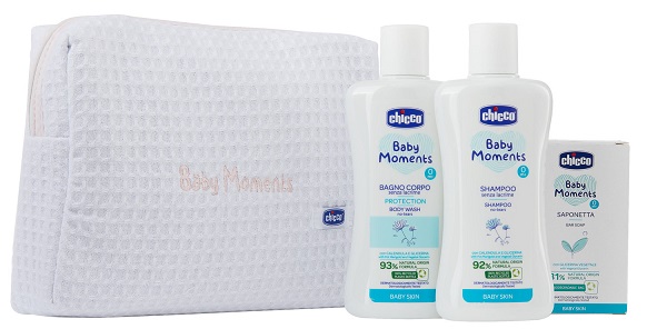 CHICCO BABY MOMENTS BEAUTY BAG W ZIP ROSA BAGNOSCHIUMA PELLI DELICATE 200 ML + SHAMPOO PELLI DELICATE 200 ML + SAPONE SOLIDO PELLI DELICATE 100 G - Farmacia De Pasquale